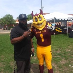 Meet your Posher, Gregory